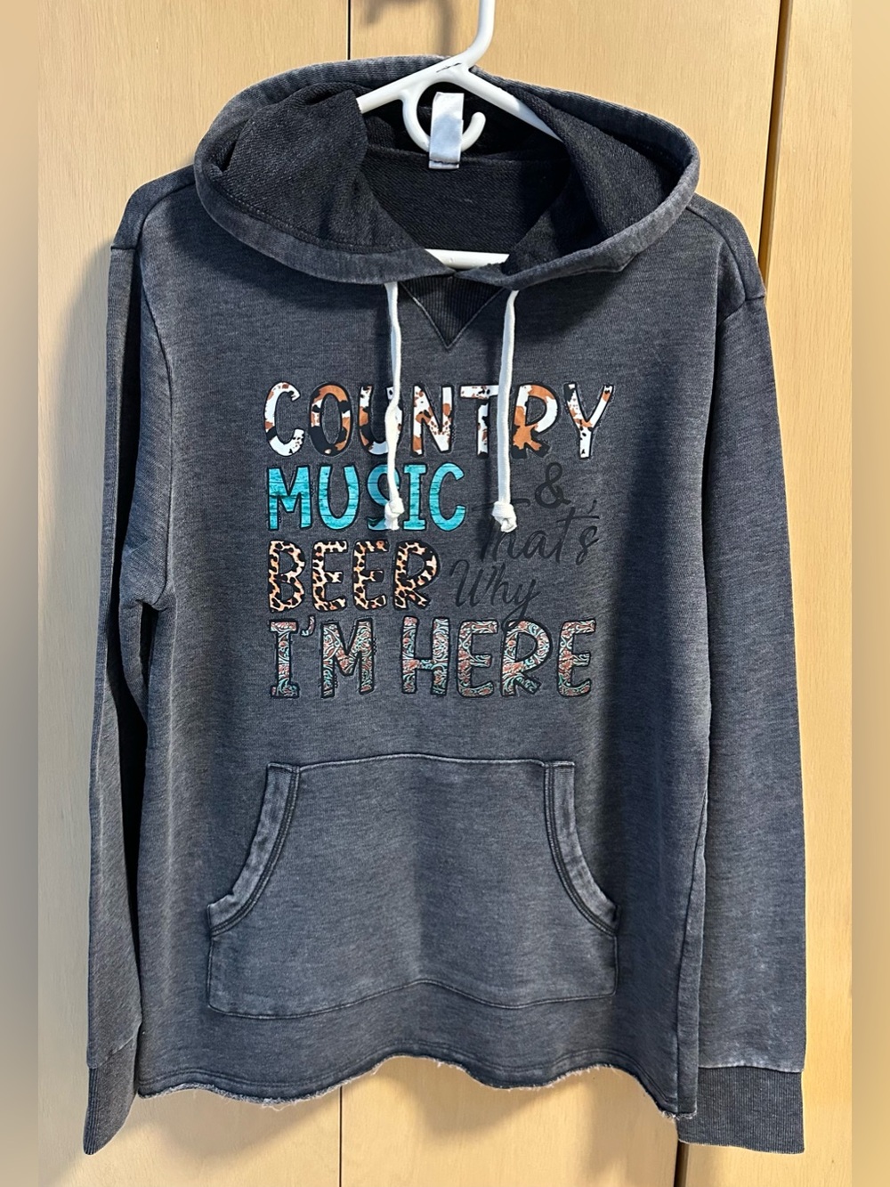 Country Music & Beer Graphic Pullover Hoodie - NIP